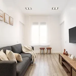  Apartment Keyfamily Chic Studio Spain
